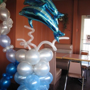 Dolphin Column